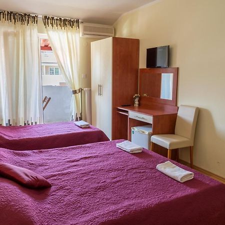 Pag Marina Rooms & Apartment Exterior photo