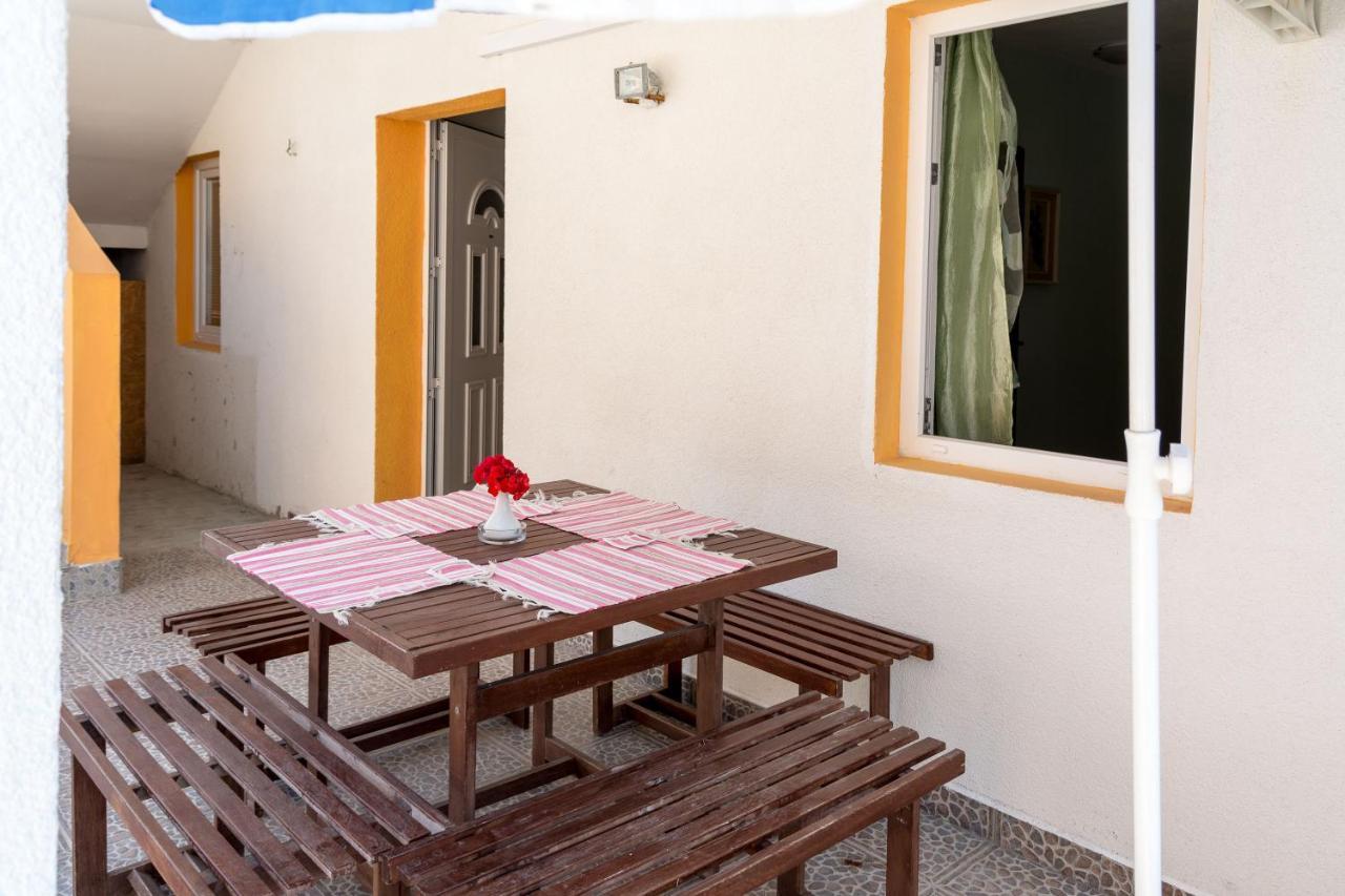Pag Marina Rooms & Apartment Exterior photo